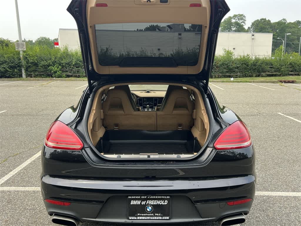 Thumbnail: 2014 Porsche Panamera - 27