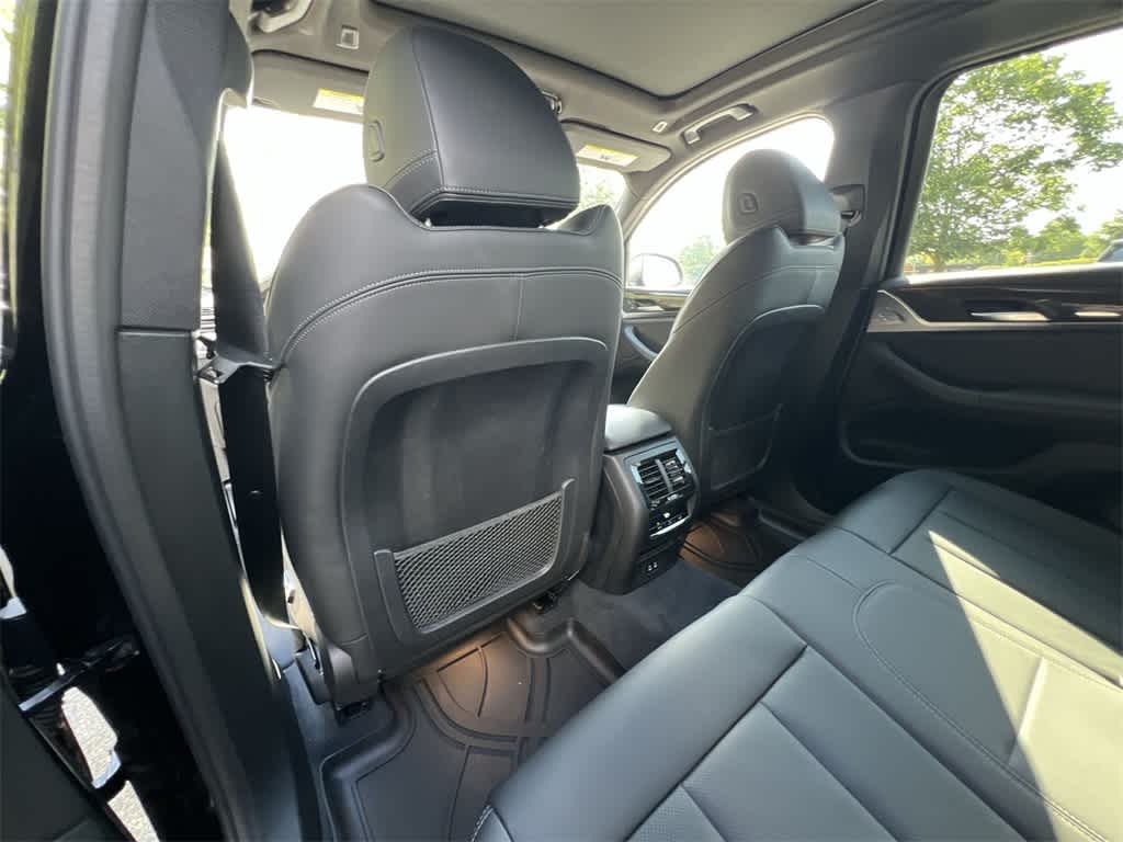 Thumbnail: 2022 BMW X3 - 20