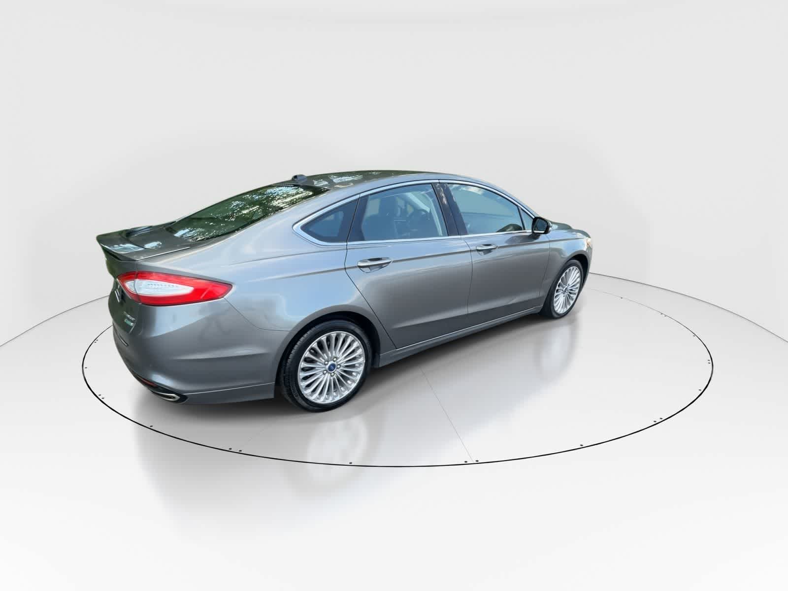 Thumbnail: 2013 Ford Fusion - 8