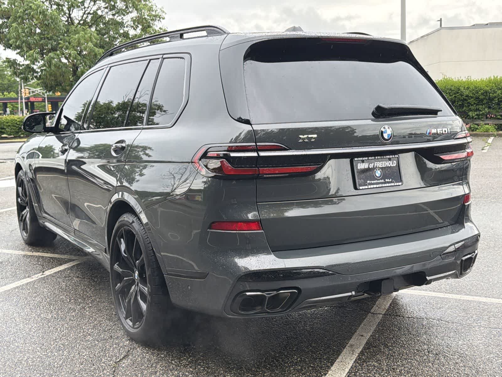 Thumbnail: 2025 BMW X7 - 11