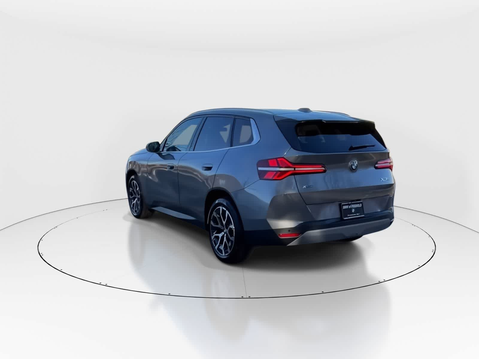 Thumbnail: 2025 BMW X3 - 9