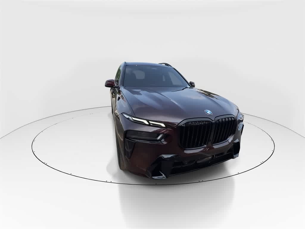 Thumbnail: 2023 BMW X7 - 3