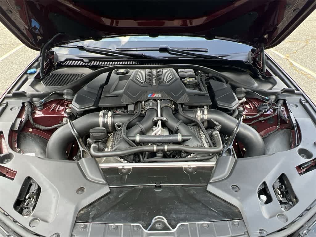 Thumbnail: 2022 BMW M5 - 17