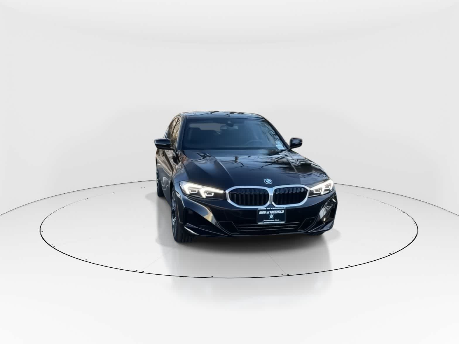 Thumbnail: 2025 BMW 3 Series - 4