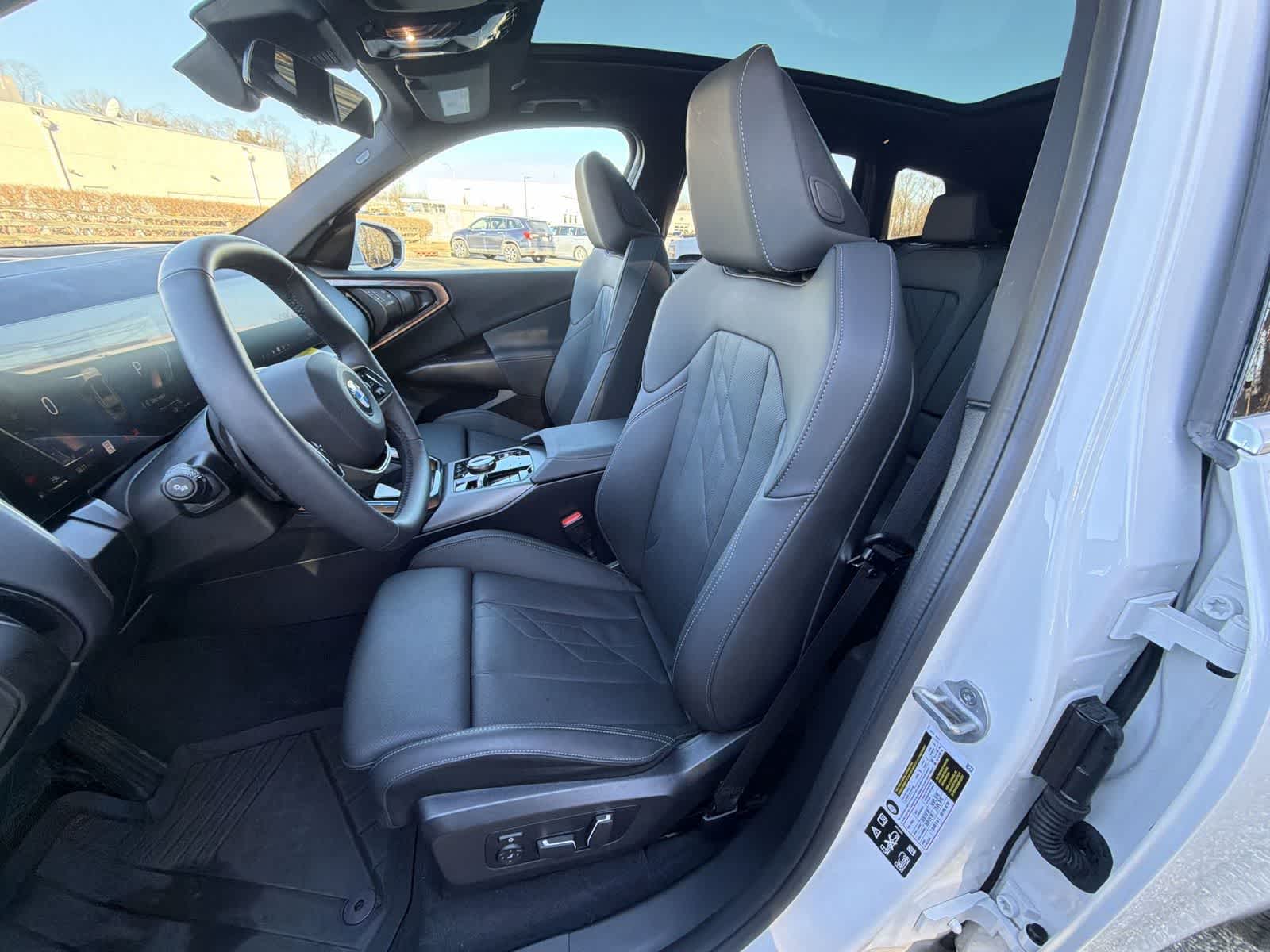 Thumbnail: 2025 BMW X3 - 19