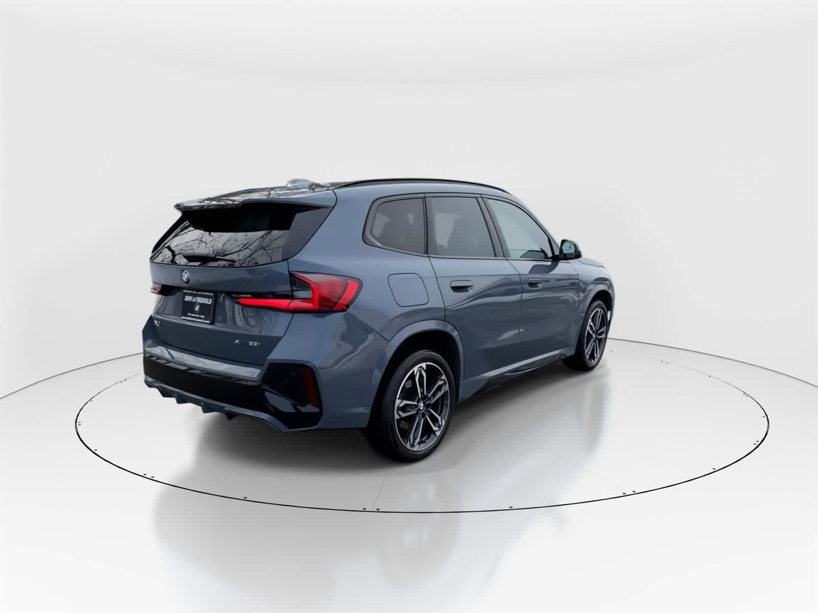 Thumbnail: 2023 BMW X1 - 7