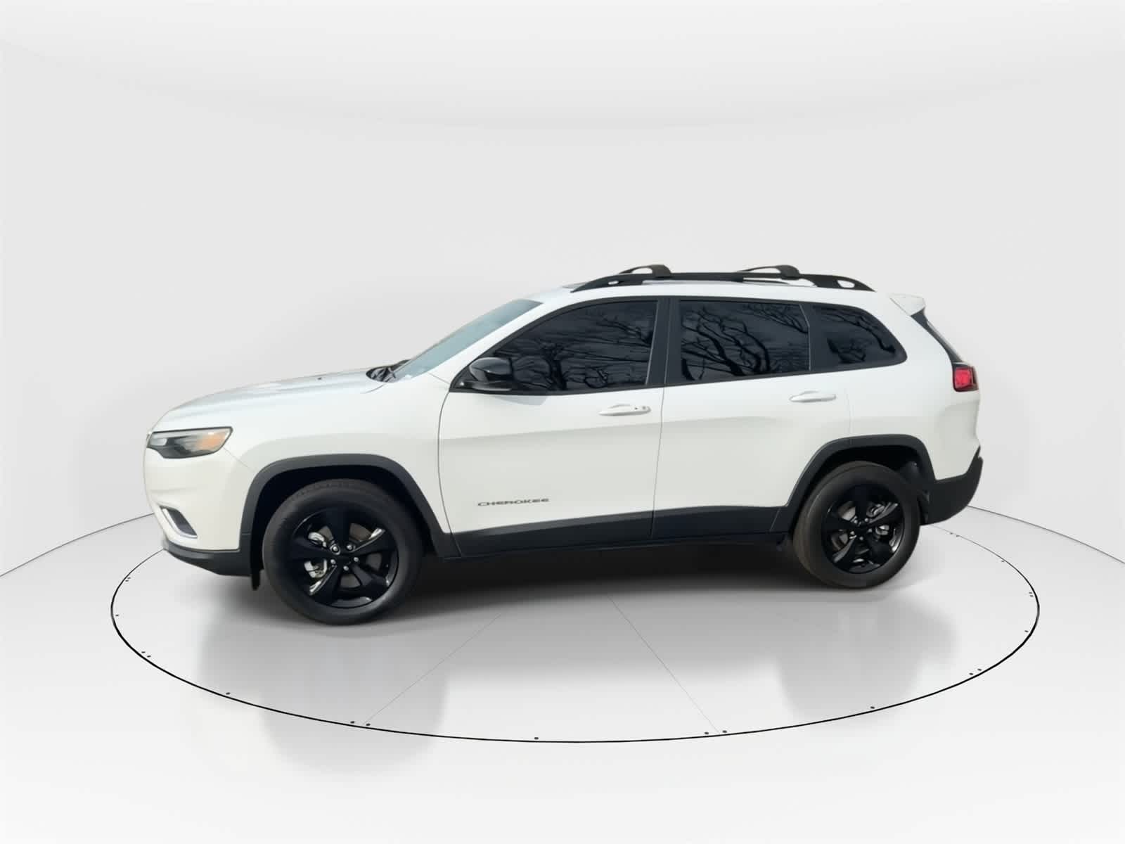 Thumbnail: 2022 Jeep Cherokee - 6