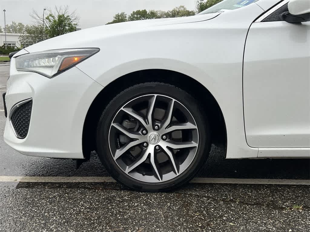 Thumbnail: 2020 Acura ILX - 16