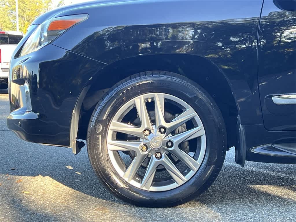 Thumbnail: 2015 Lexus LX - 16