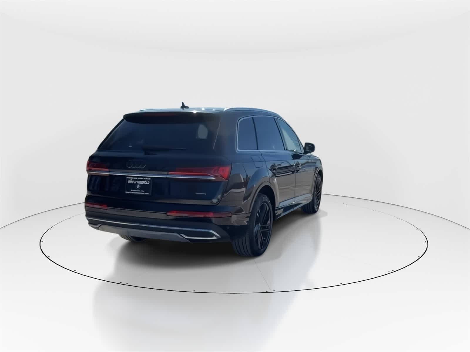 Thumbnail: 2022 Audi Q7 - 9