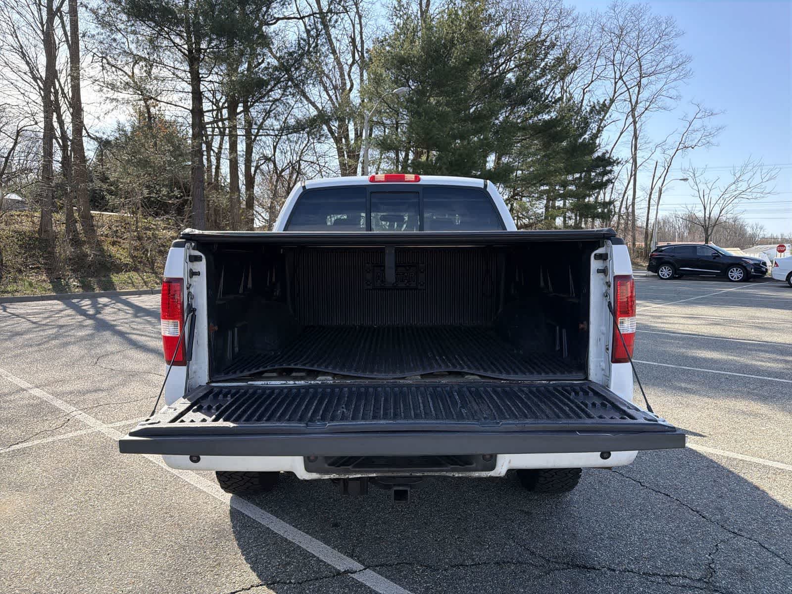 Thumbnail: 2006 Ford Econoline - 27