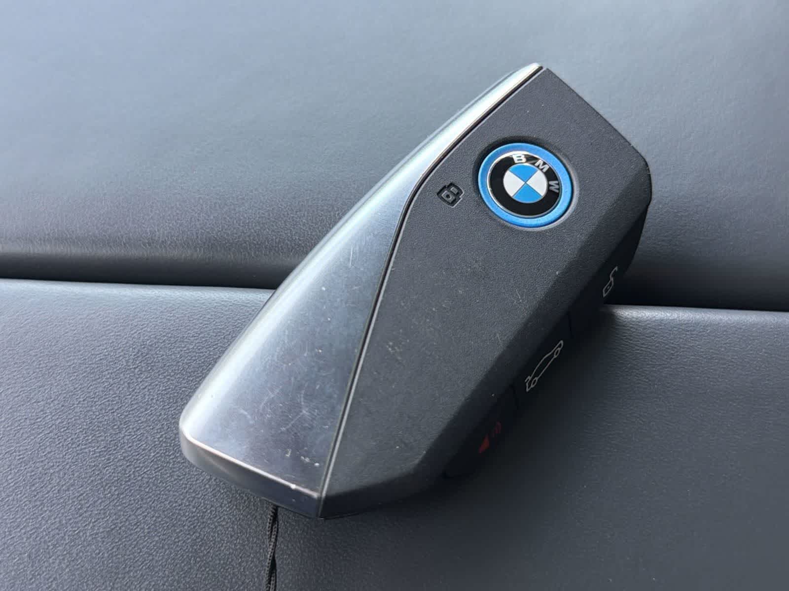 Thumbnail: 2023 BMW iX - 28