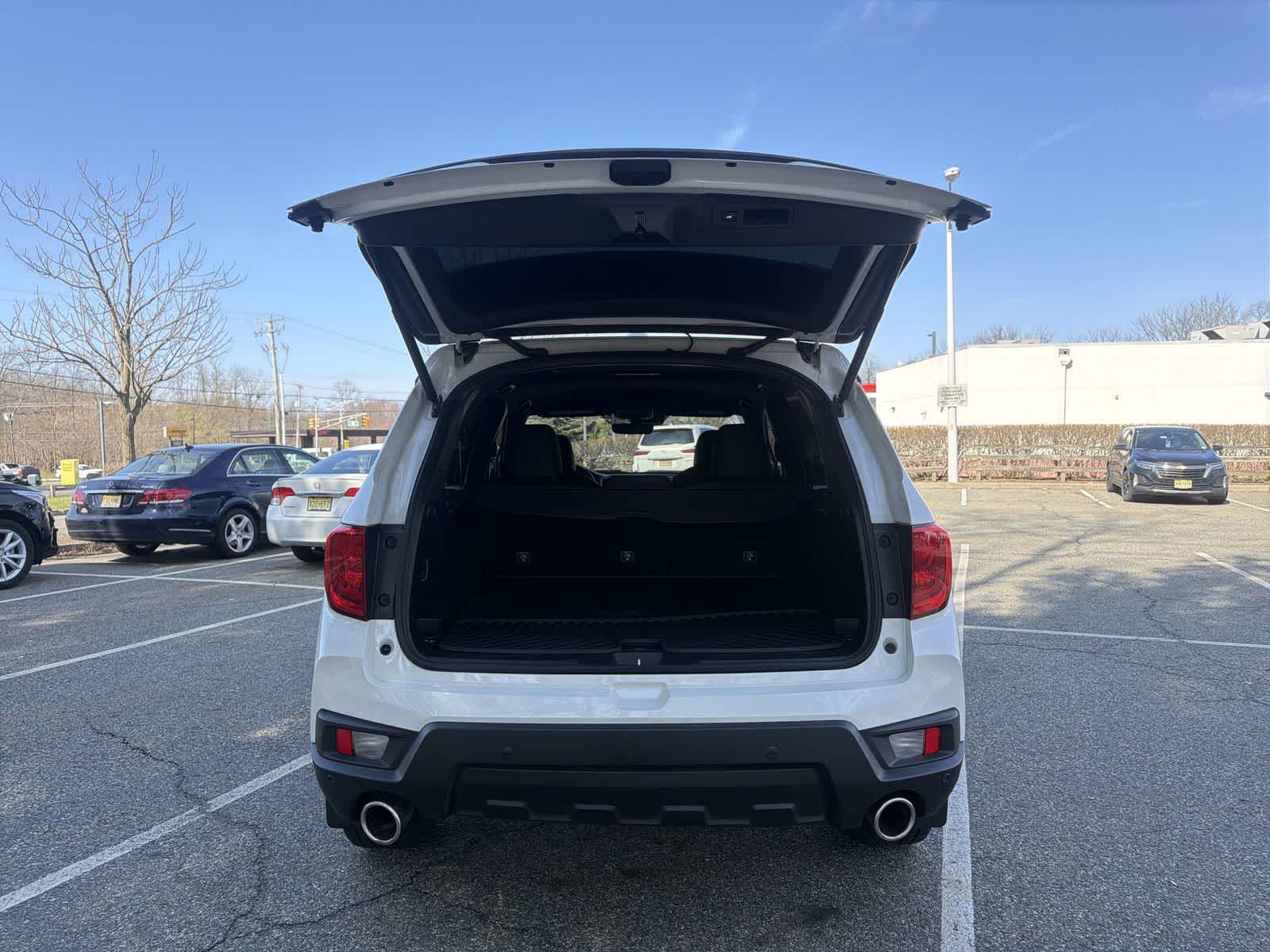 Thumbnail: 2022 Honda Passport - 27