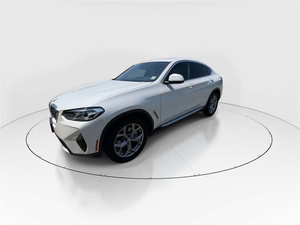 Thumbnail: 2022 BMW X4 - 4