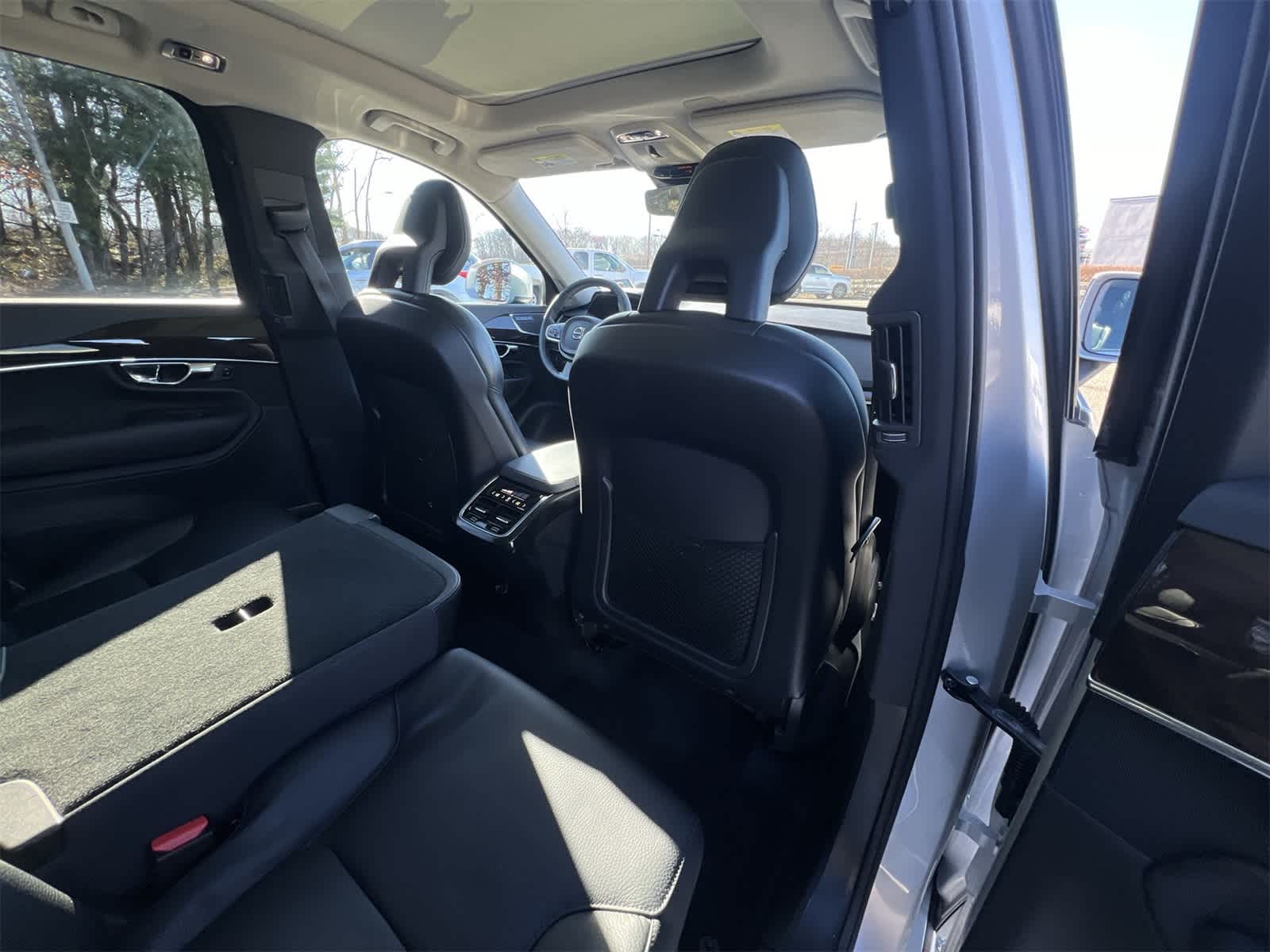 Thumbnail: 2016 Volvo XC90 - 20