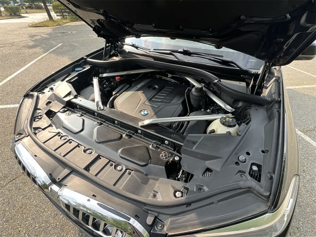 Thumbnail: 2021 BMW X5 - 17