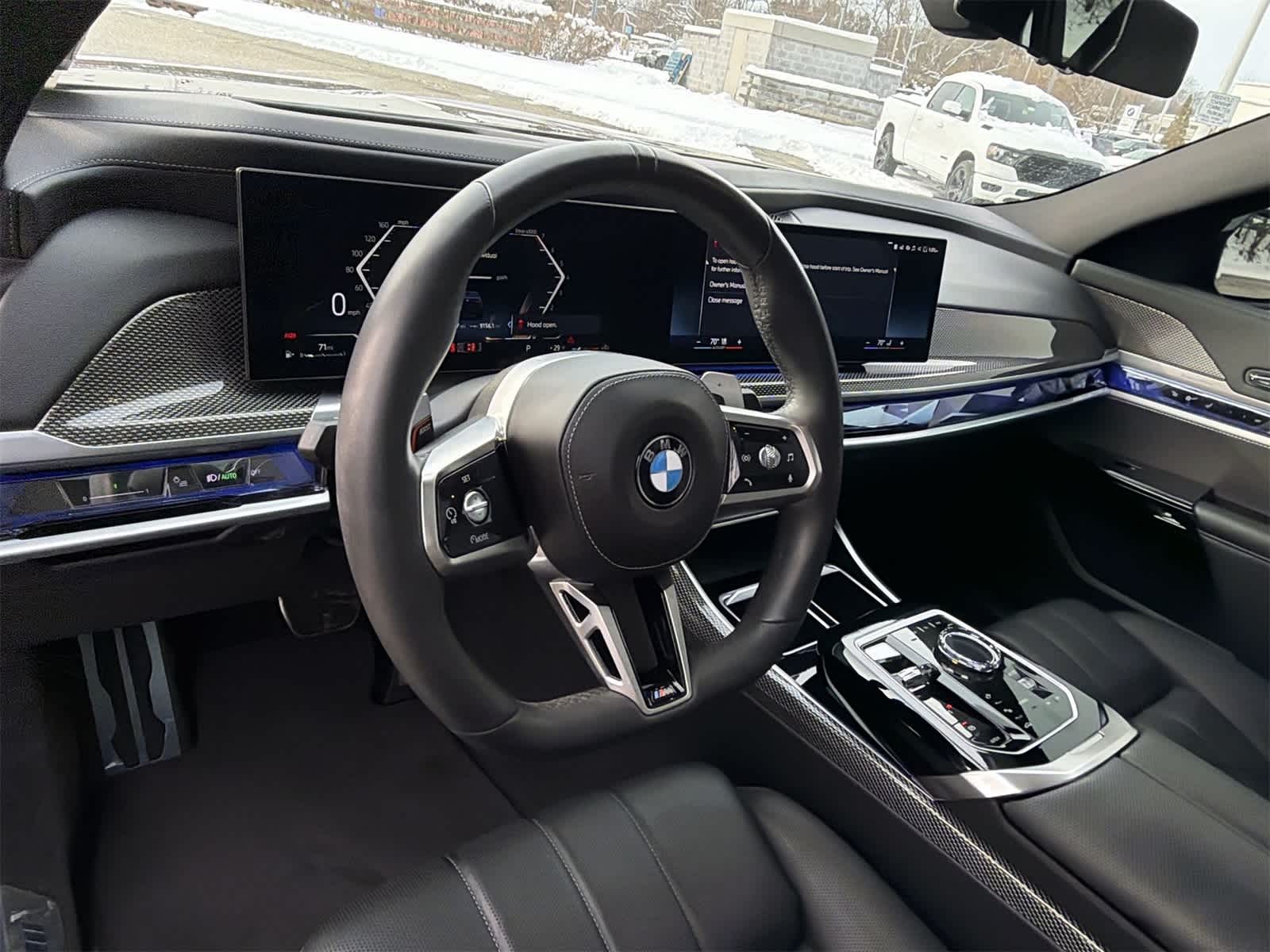 Thumbnail: 2023 BMW 7 Series - 23