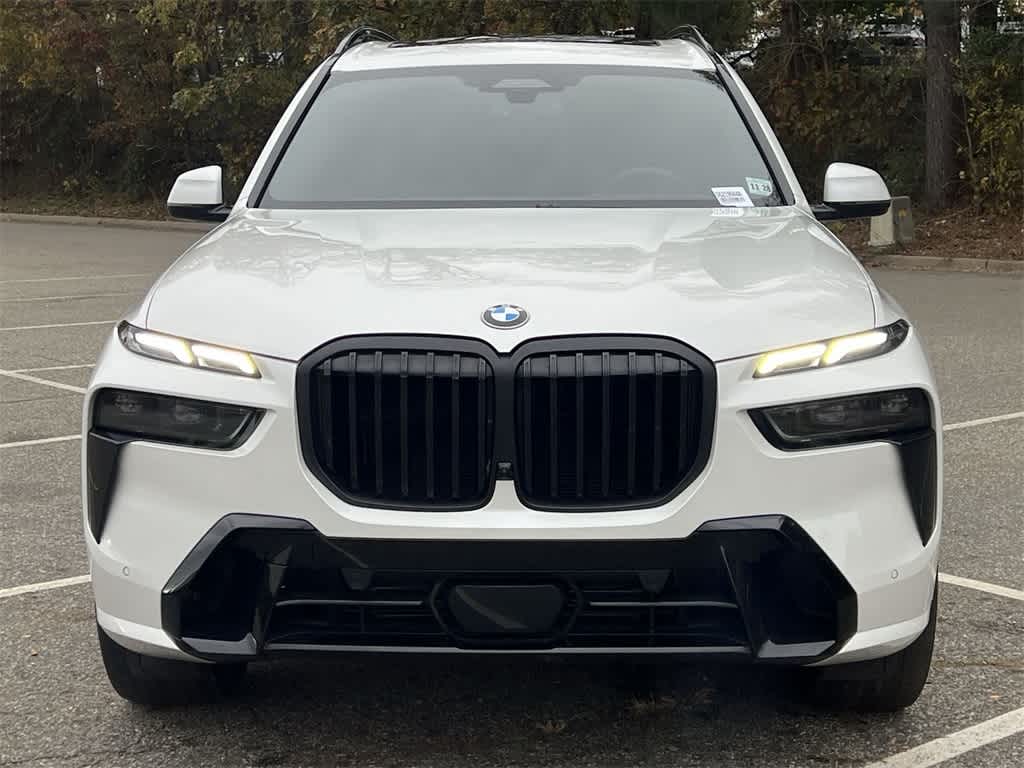 Thumbnail: 2024 BMW X7 - 14