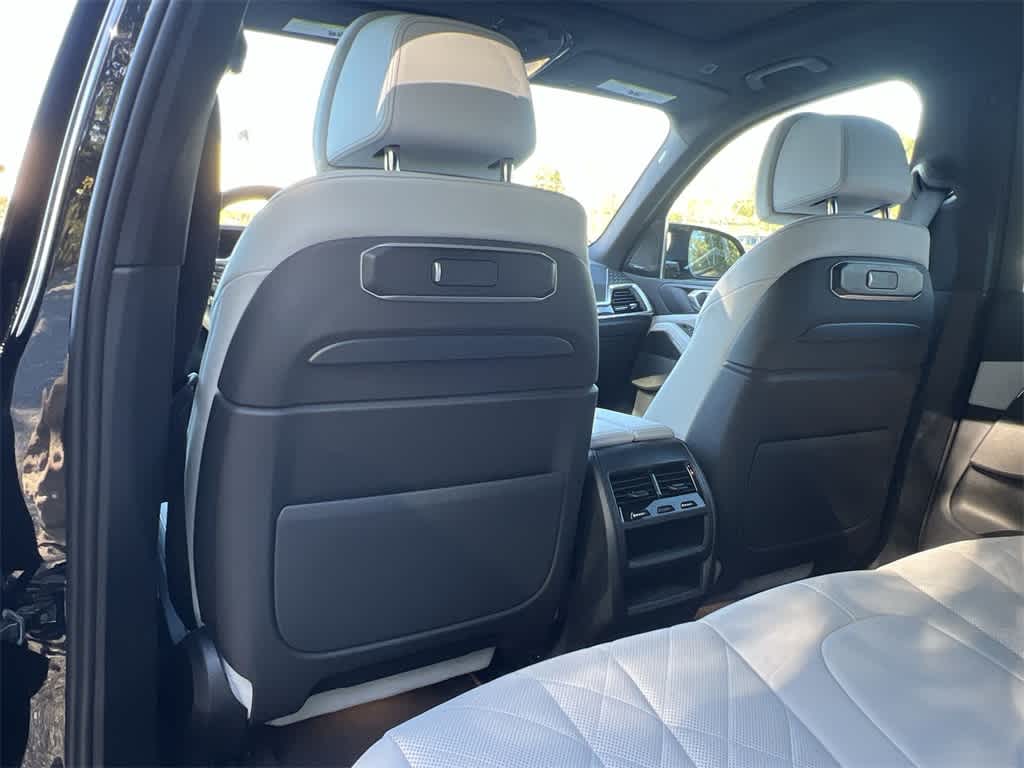 Thumbnail: 2025 BMW X5 - 20