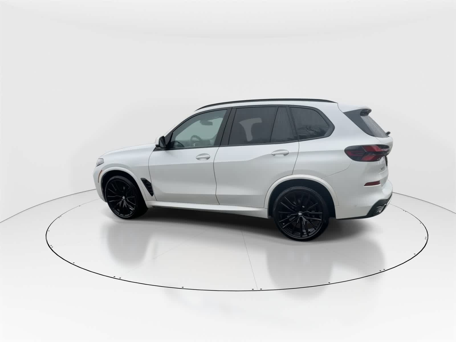 Thumbnail: 2025 BMW X5 - 5