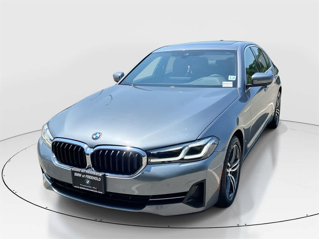 Thumbnail: 2022 BMW 5 Series - 1