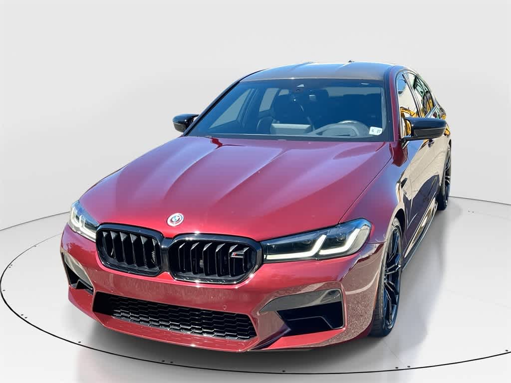 Thumbnail: 2022 BMW M5 - 1
