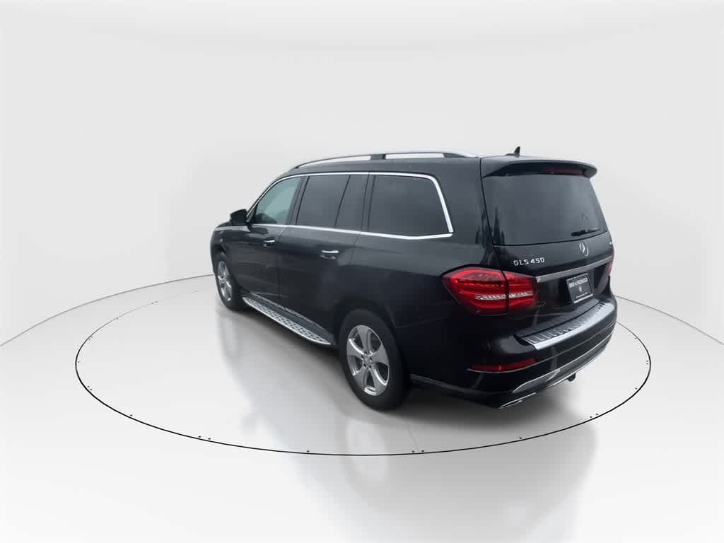 2017 Mercedes Benz GLS 450 4MATIC photo 2
