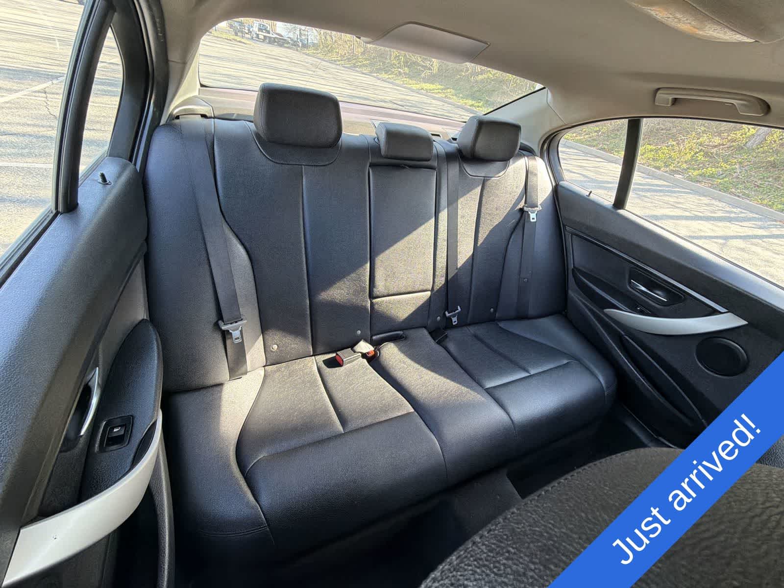 Thumbnail: 2015 BMW 3 Series - 21