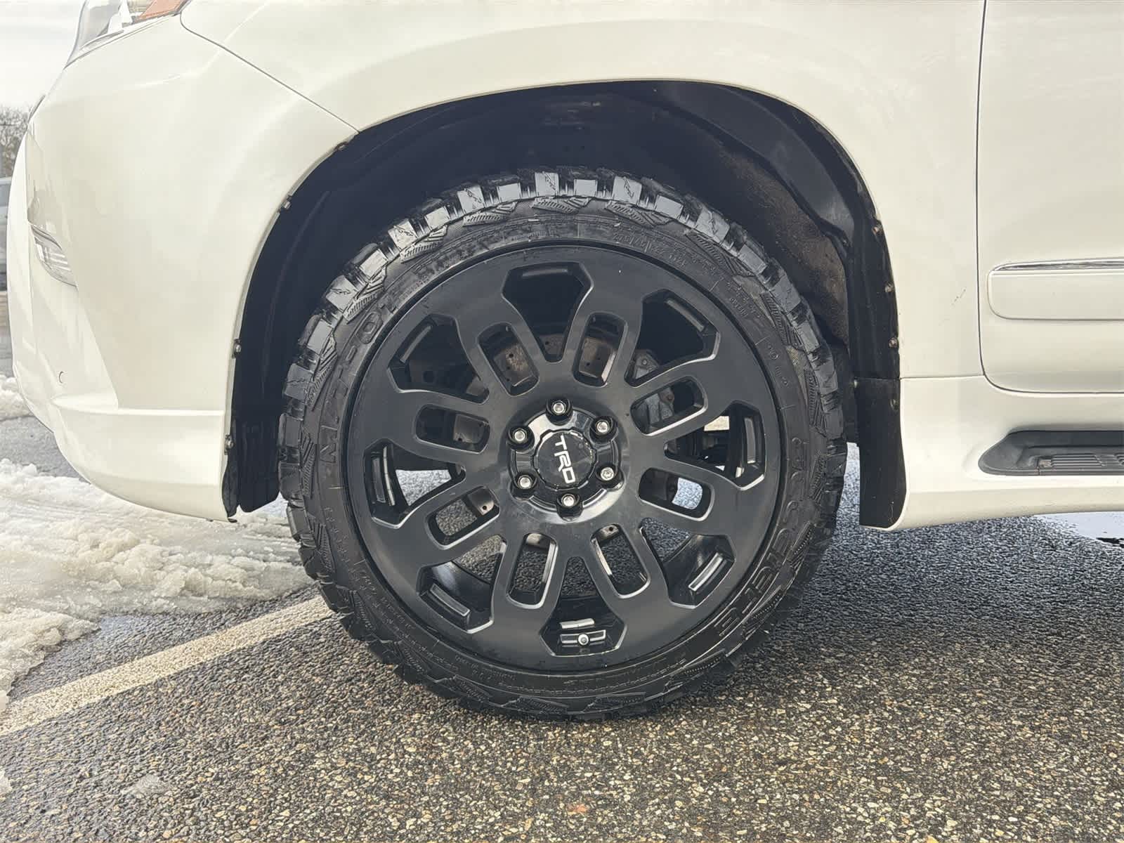 Thumbnail: 2015 Lexus GX - 16