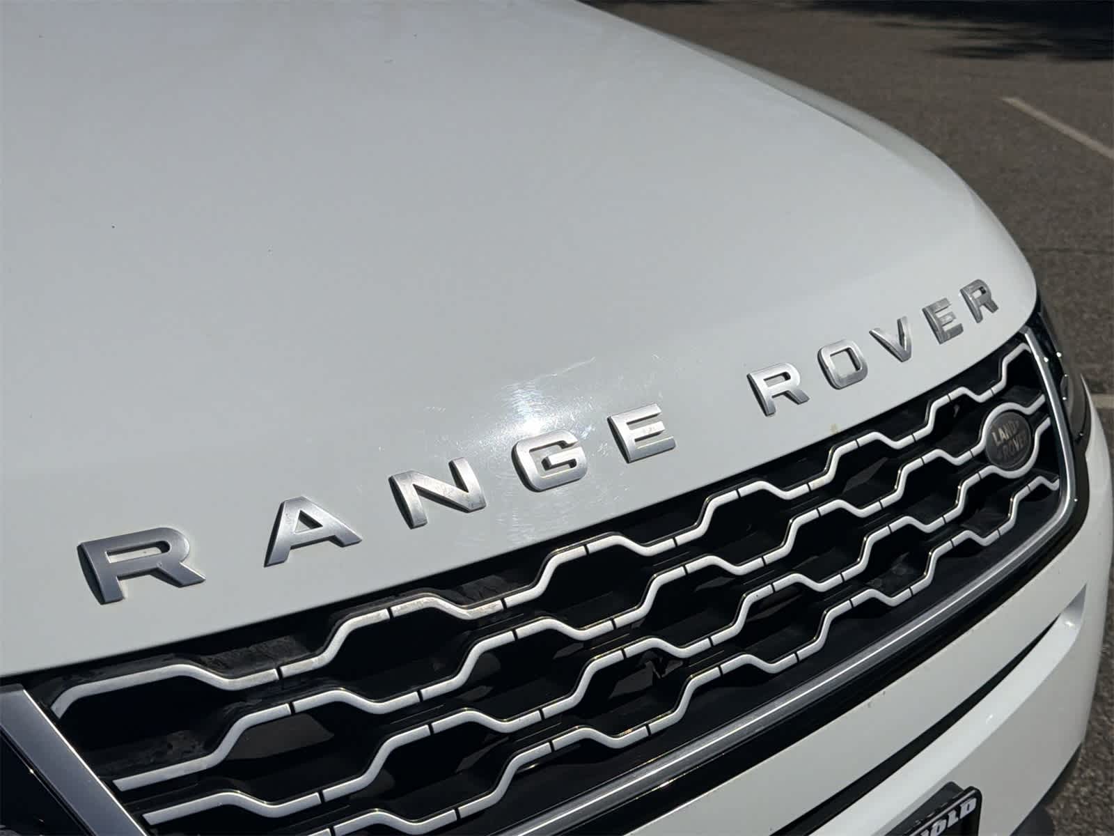 Thumbnail: 2020 Land Rover Range Rover Evoque - 15