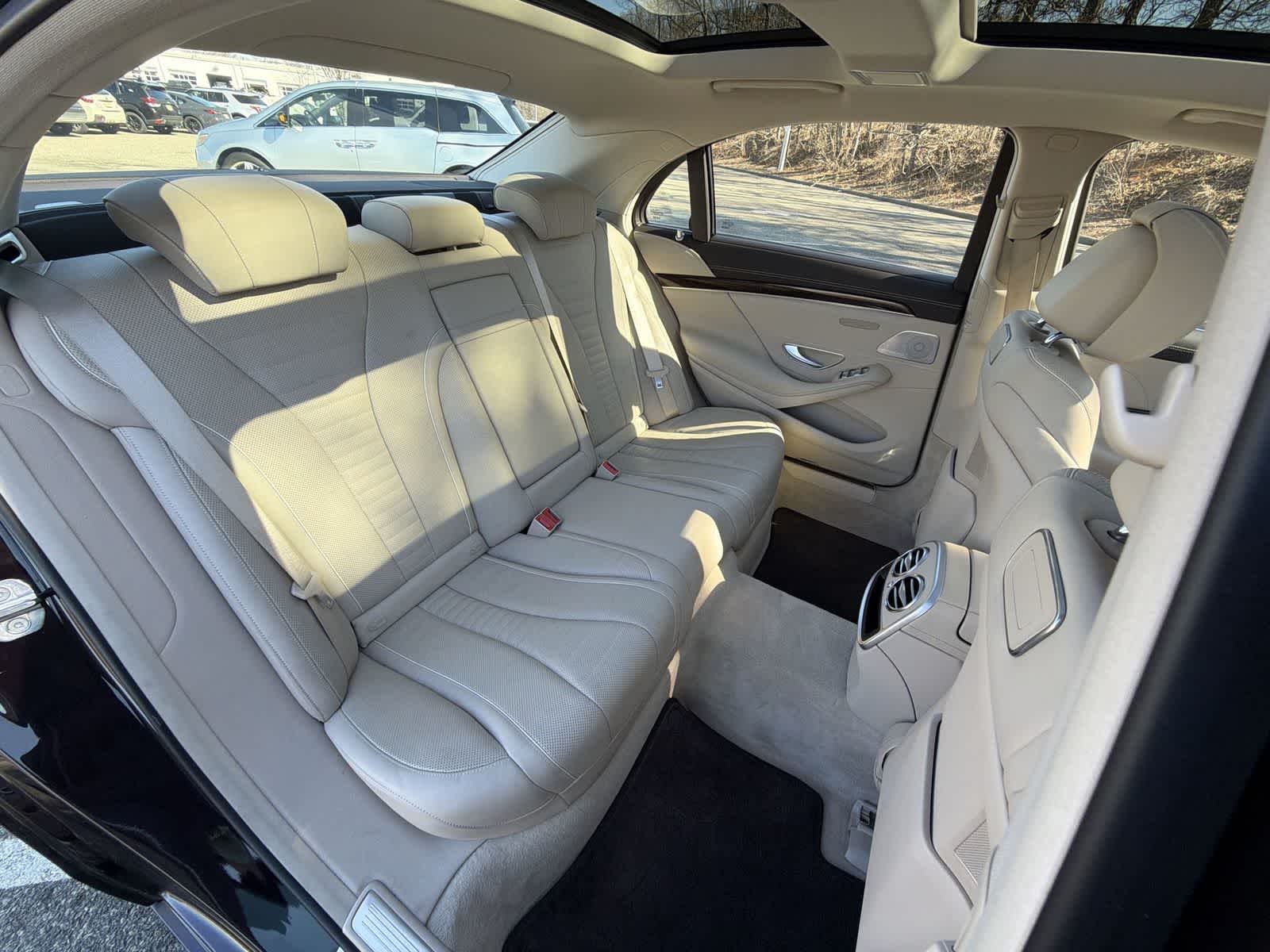 Thumbnail: 2019 Mercedes-Benz S-Class - 21