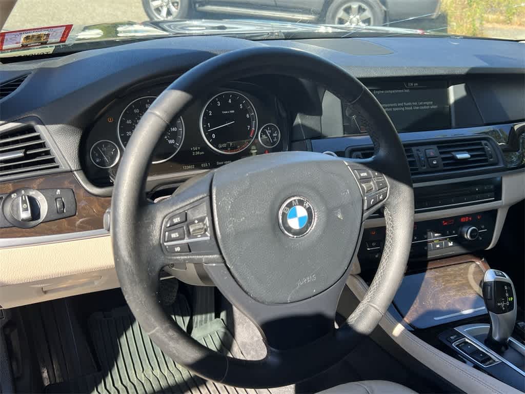 Thumbnail: 2013 BMW 5 Series - 23