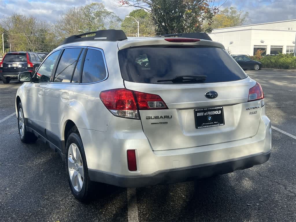 Thumbnail: 2011 Subaru Outback - 12