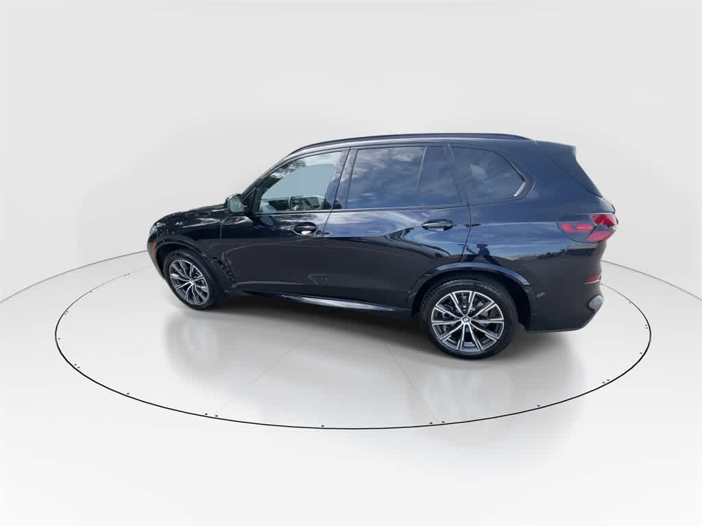 Thumbnail: 2024 BMW X5 - 6