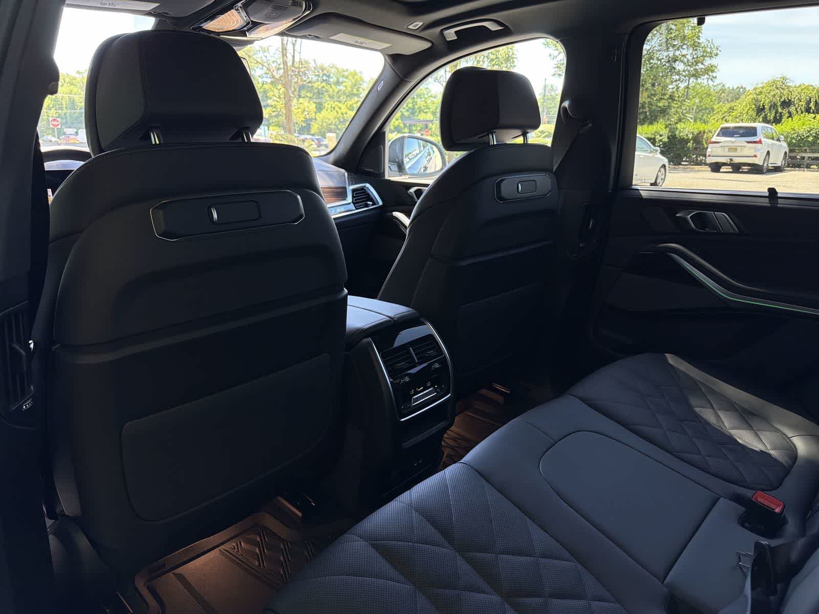 Thumbnail: 2026 BMW X5 - 19
