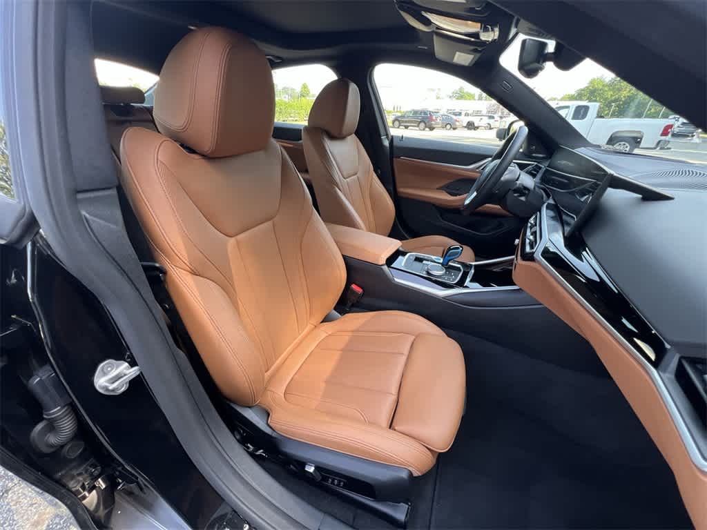 Thumbnail: 2023 BMW i4 - 22