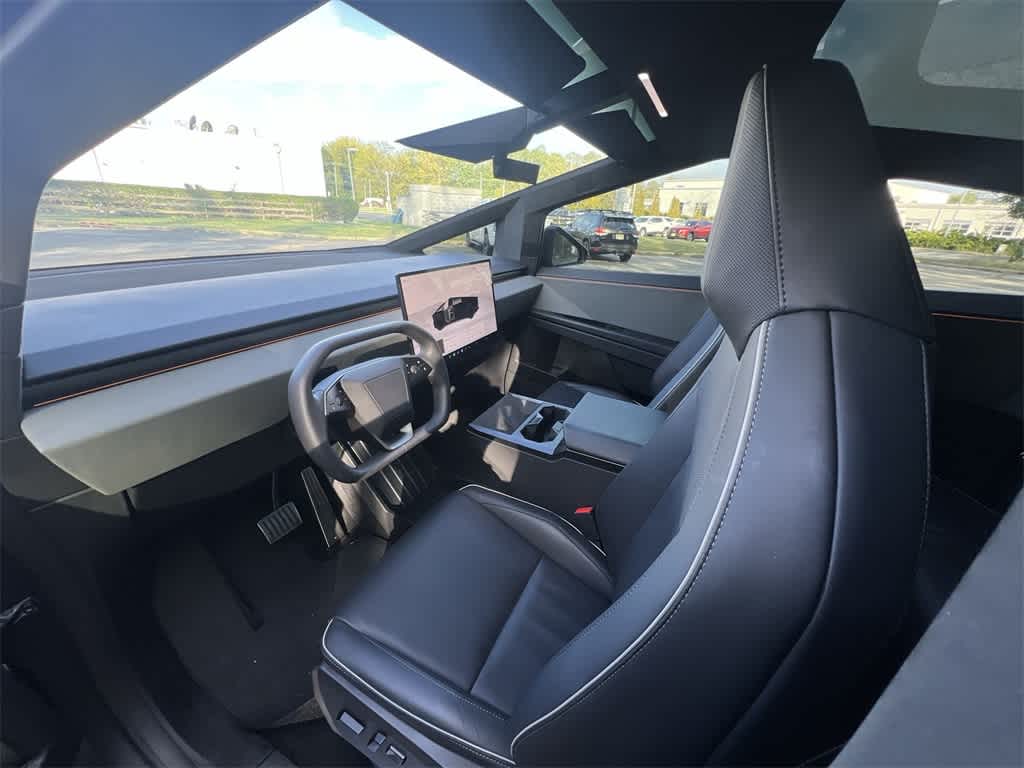 Thumbnail: 2024 Tesla Cybertruck - 10