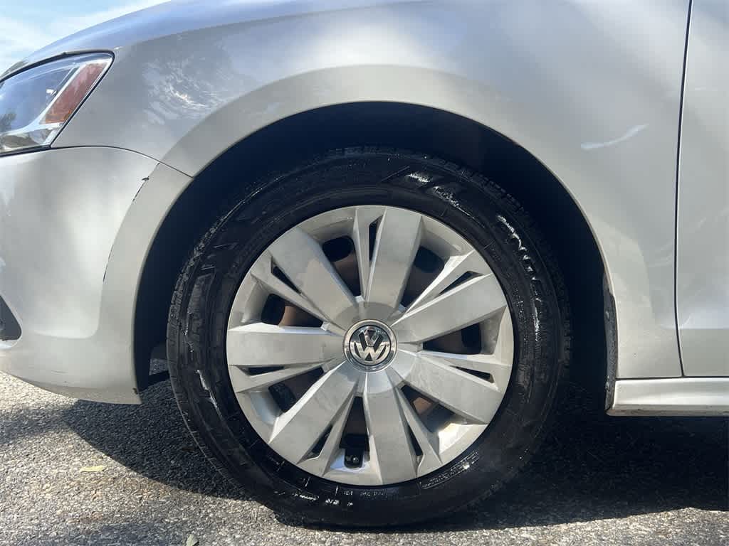 Thumbnail: 2014 Volkswagen Jetta - 16