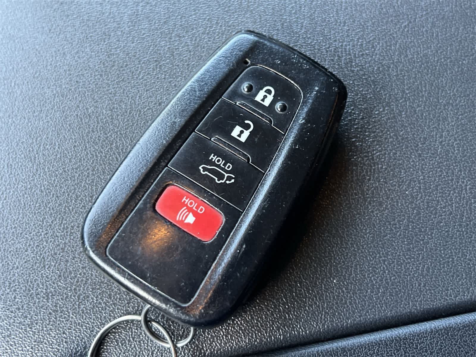 Thumbnail: 2020 Toyota Highlander - 28