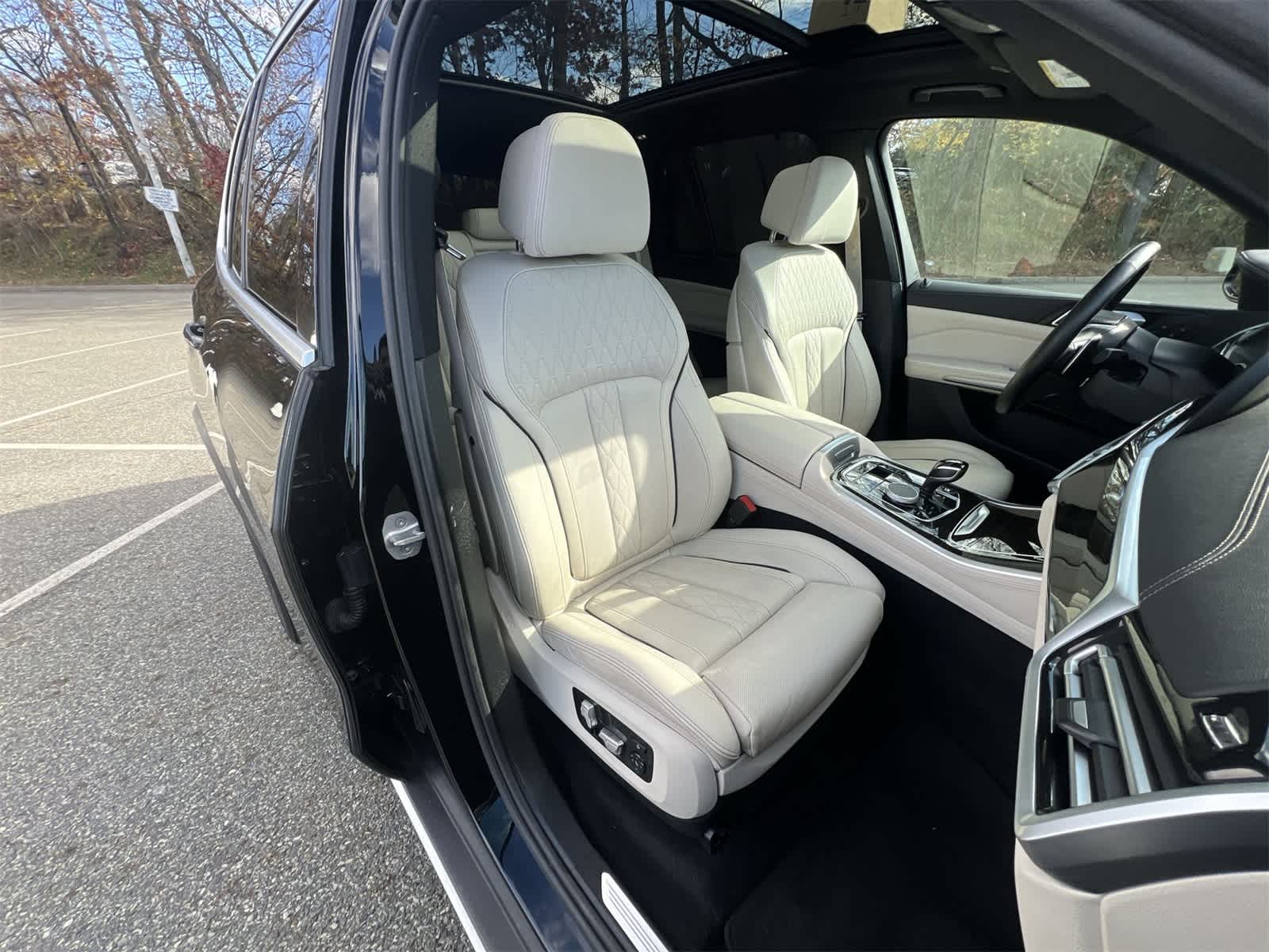 Thumbnail: 2020 BMW X5 - 22