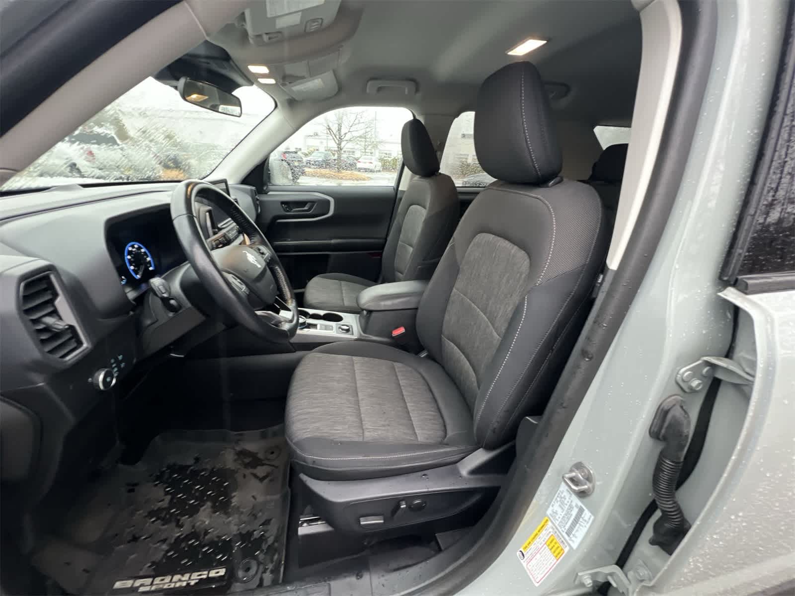 Thumbnail: 2022 Ford Bronco Sport - 19