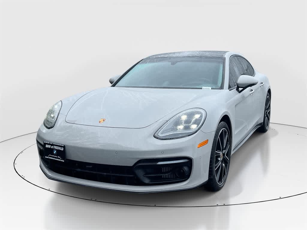 2023 Porsche Panamera Platinum Edition's photo