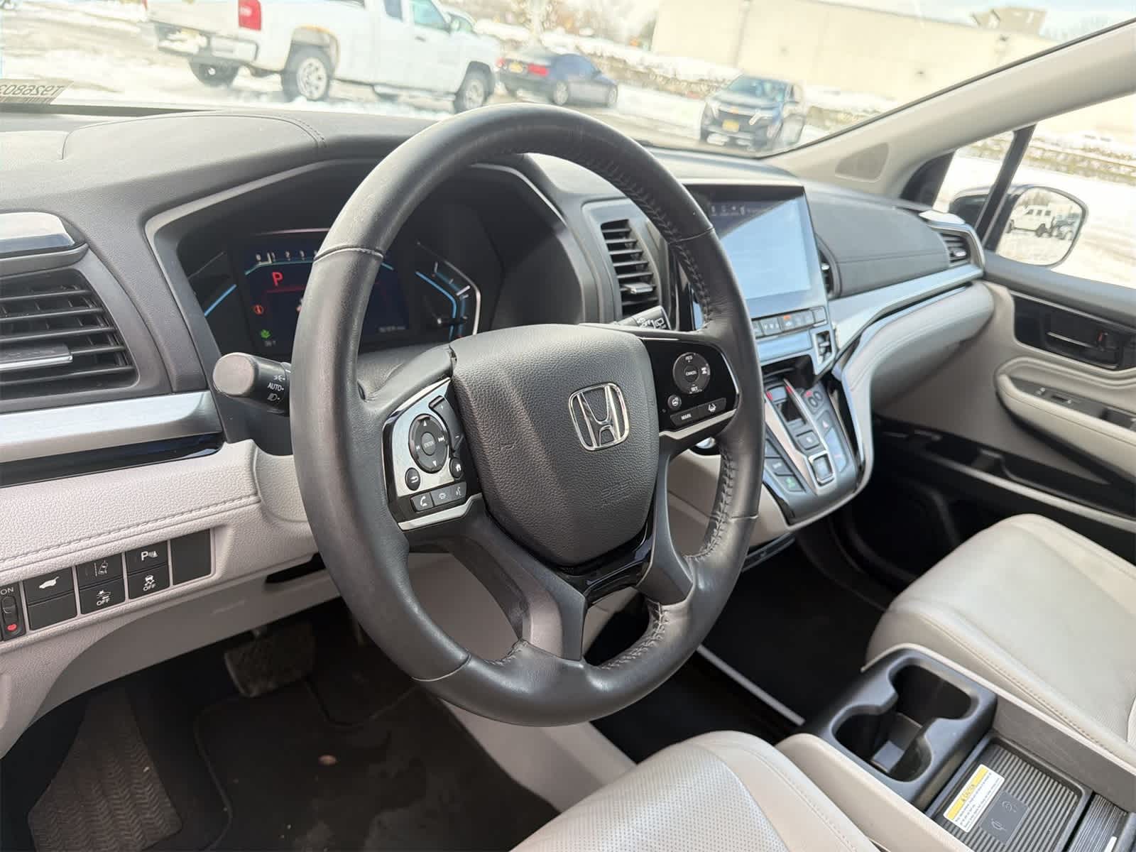 Thumbnail: 2018 Honda Odyssey - 23