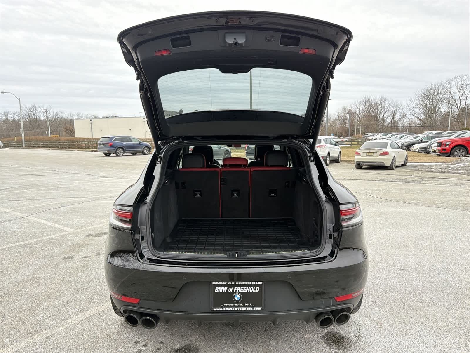 Thumbnail: 2020 Porsche Macan - 27