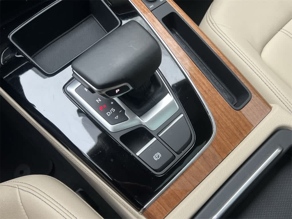 Thumbnail: 2022 Audi Q5 - 25