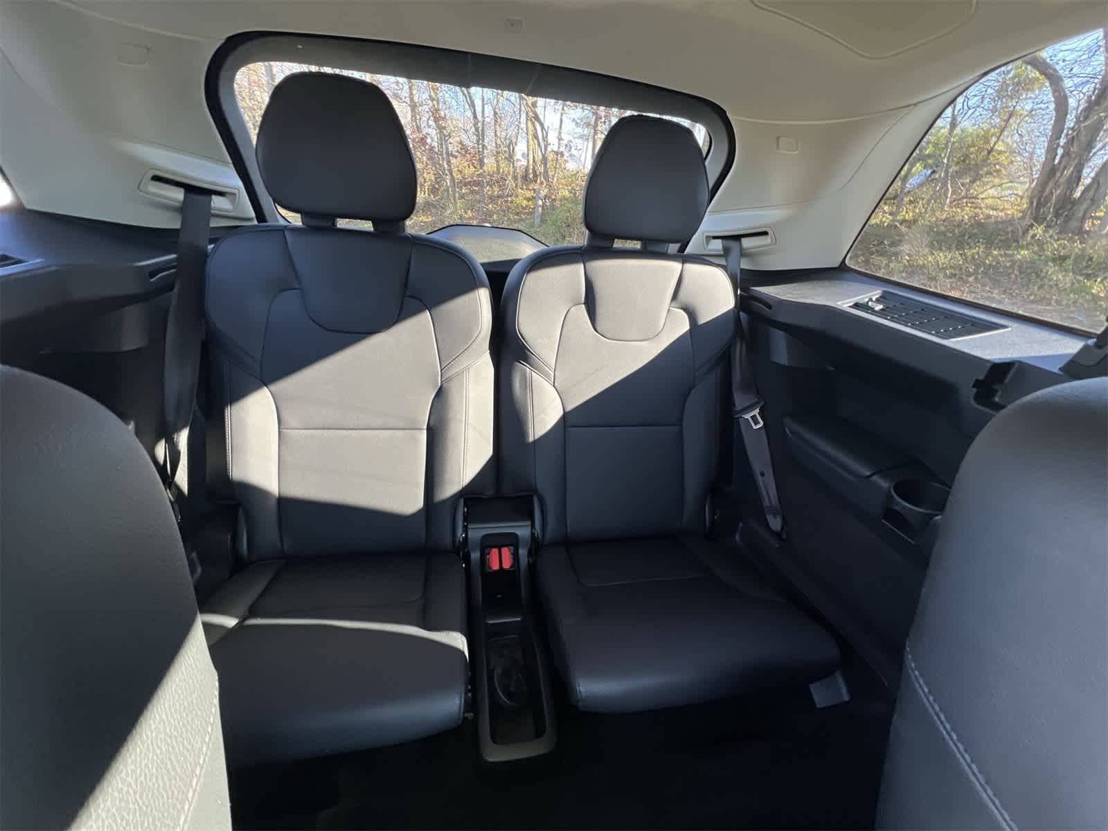 Thumbnail: 2016 Volvo XC90 - 30