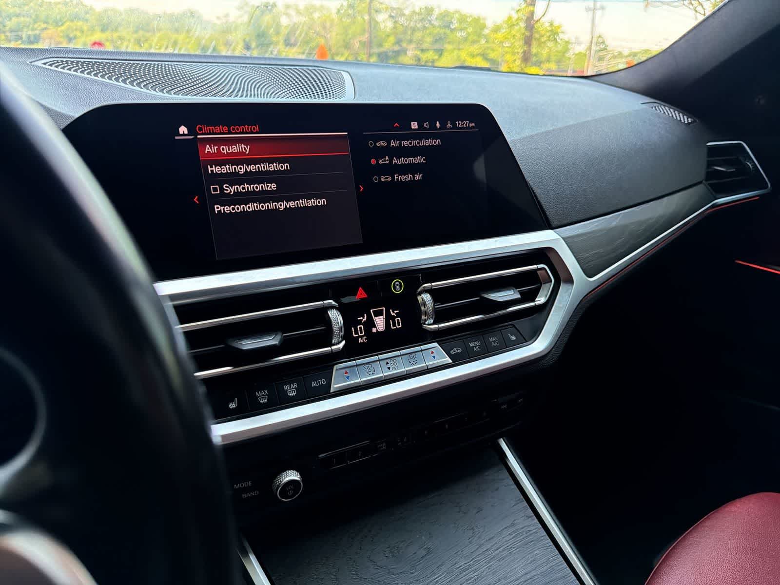 Thumbnail: 2022 BMW 3 Series - 24