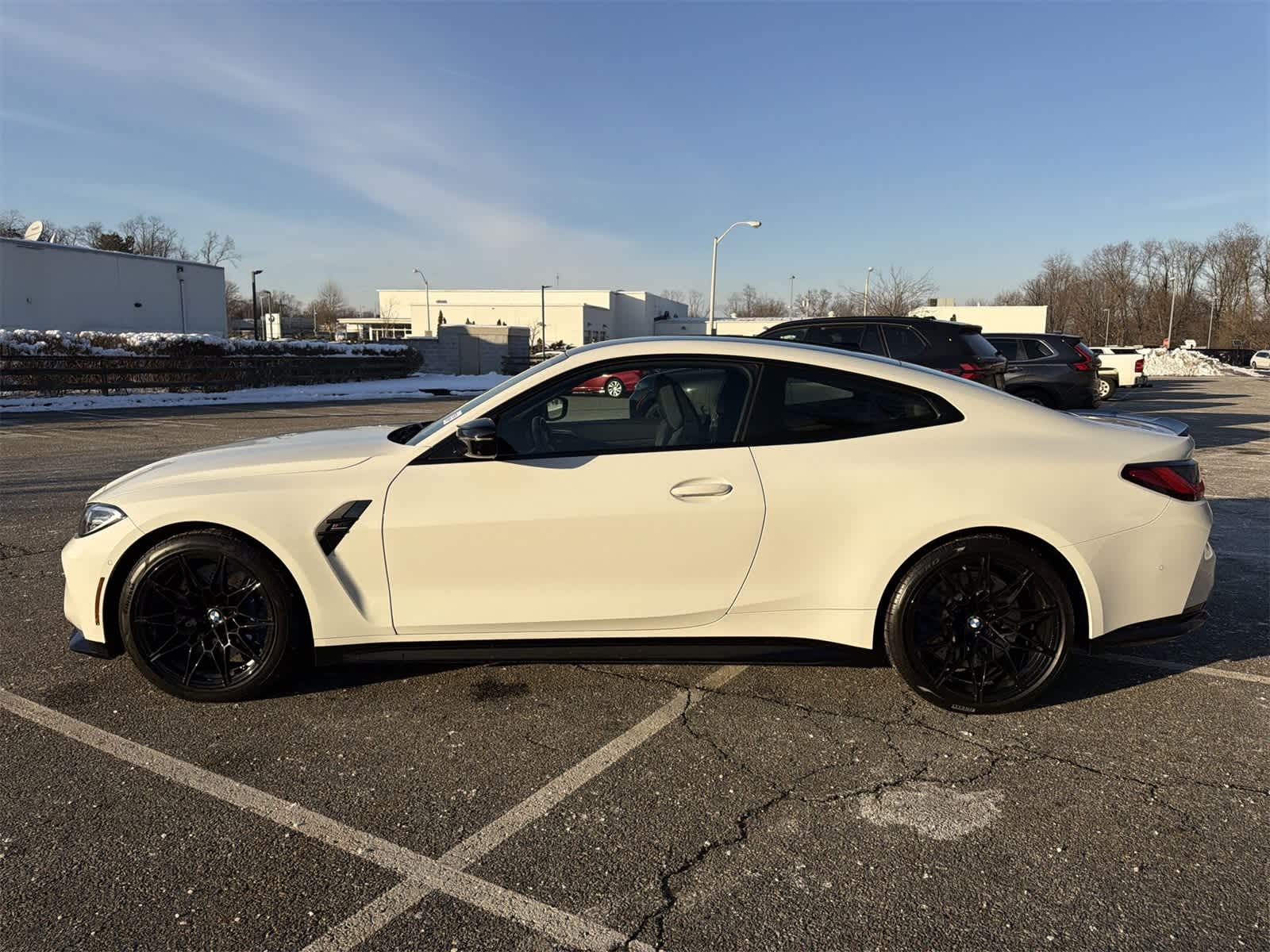 Thumbnail: 2024 BMW M4 - 11