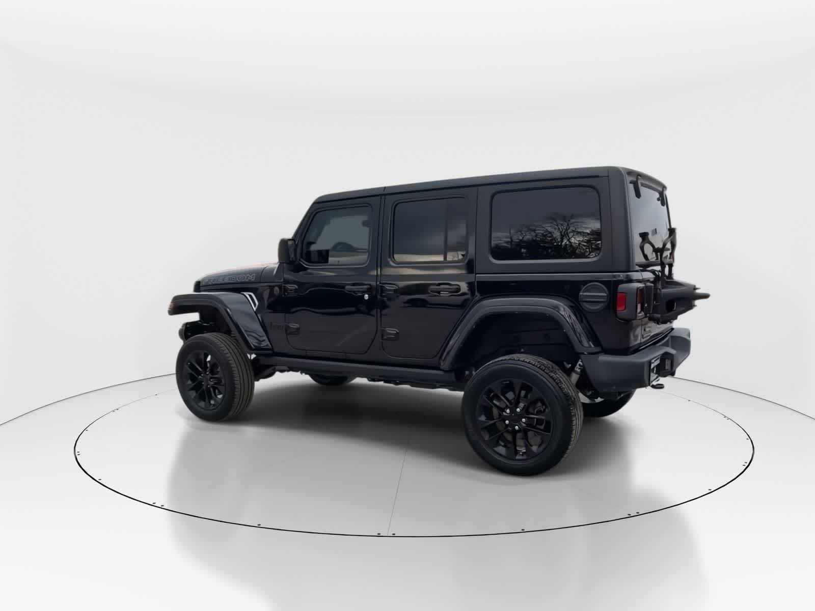 Thumbnail: 2023 Jeep Wrangler - 7