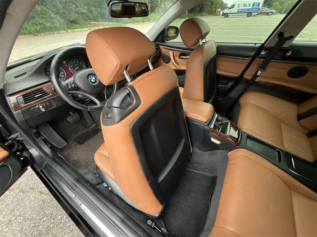 Thumbnail: 2010 BMW 3 Series - 20
